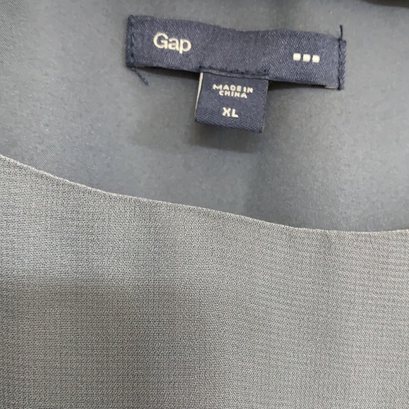 Dress - Picture 2 of 6